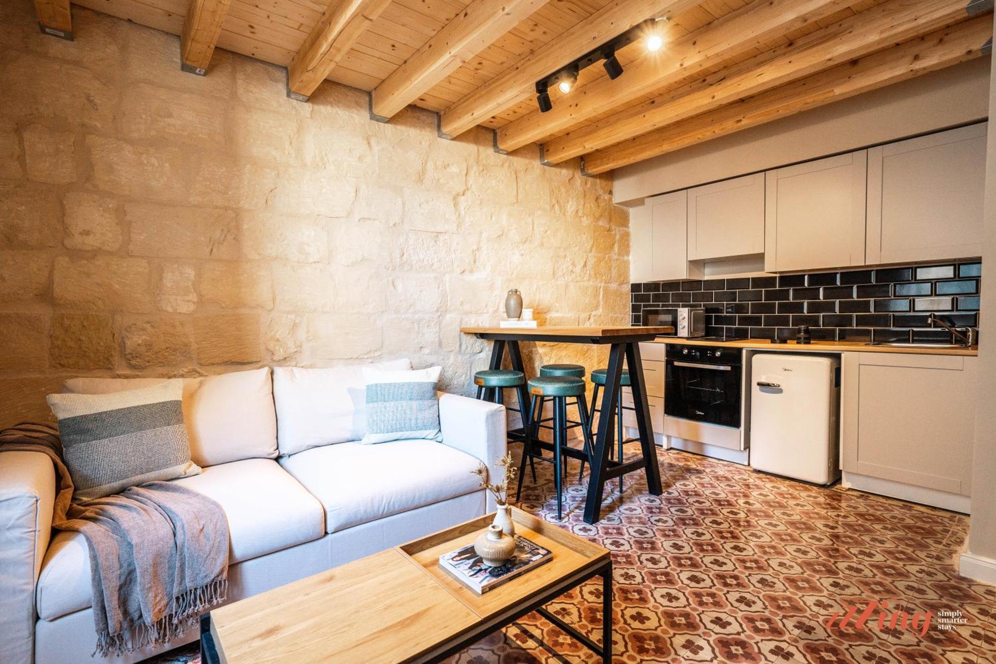 The Florian Boutique Guesthouse By Zzzing Cospicua Екстериор снимка