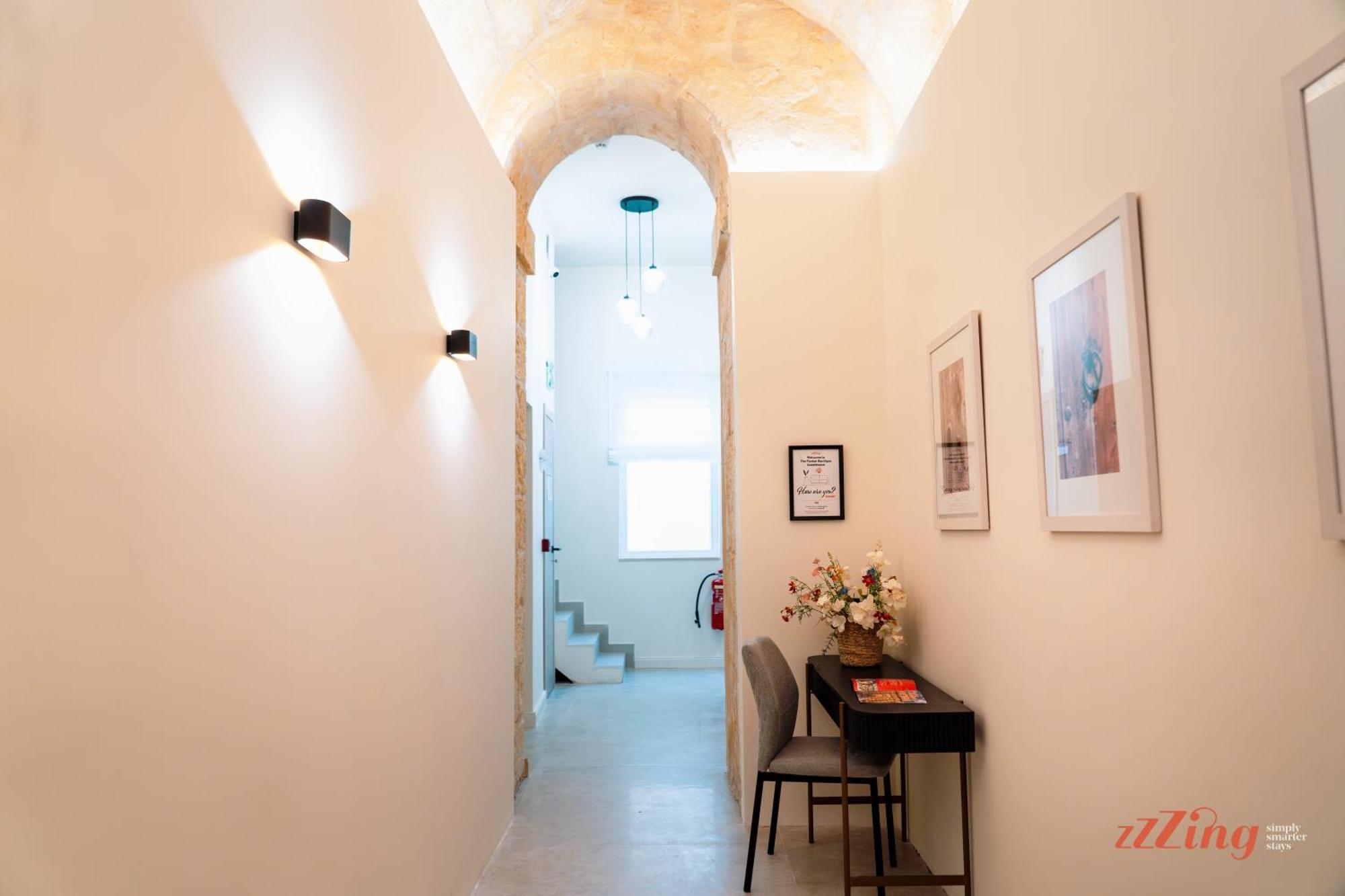 The Florian Boutique Guesthouse By Zzzing Cospicua Екстериор снимка
