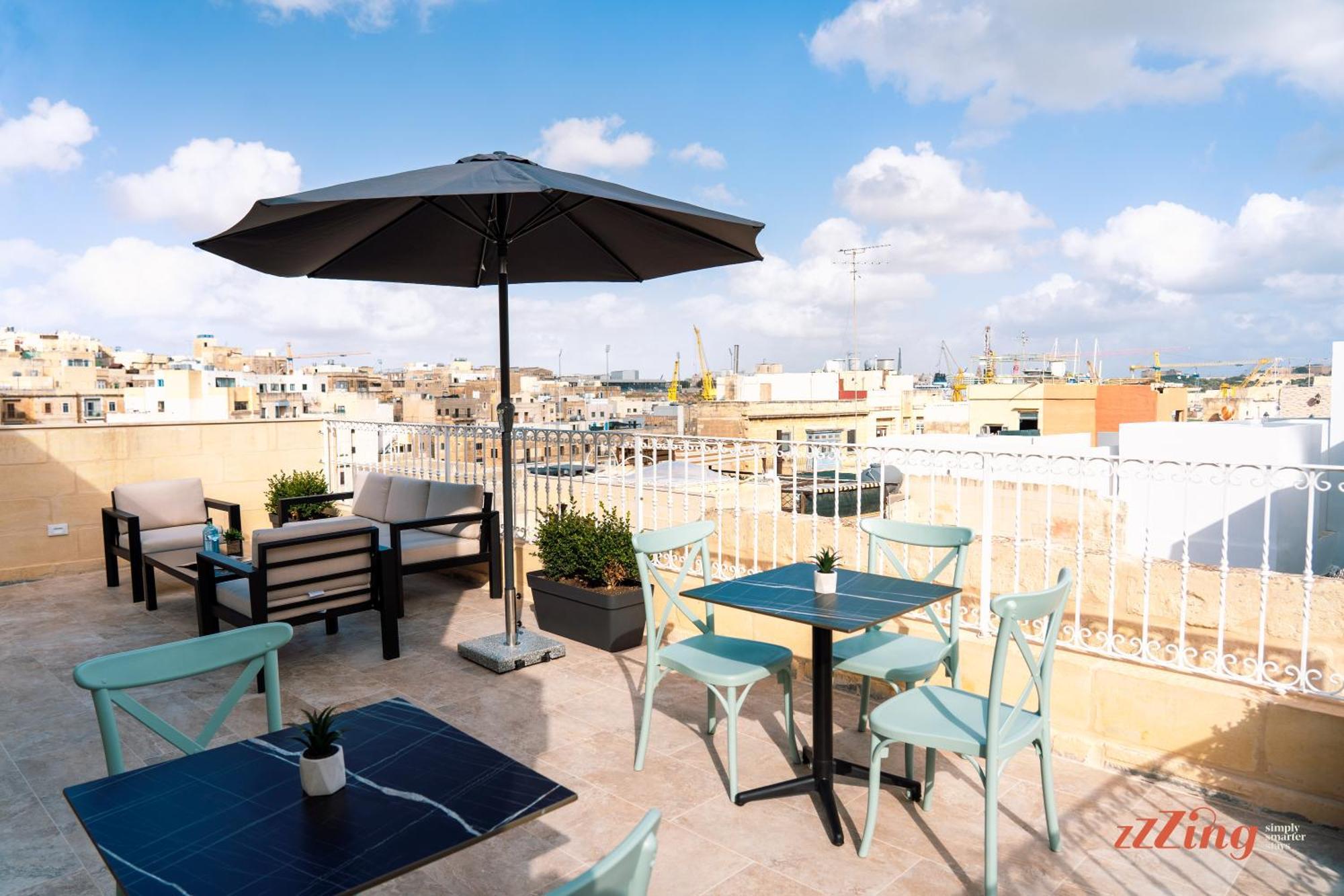 The Florian Boutique Guesthouse By Zzzing Cospicua Екстериор снимка